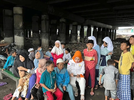 Sylviana Murni Ajak Semua Hadirkan Pojok Quran dan Taman Bacaan di Kolong Tol Papanggo, Warakas